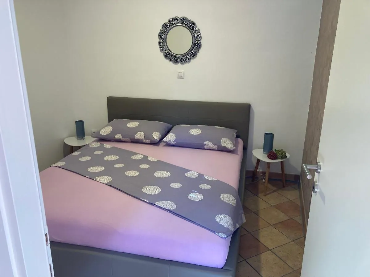 Holiday home Kuca Eda Villa Pula