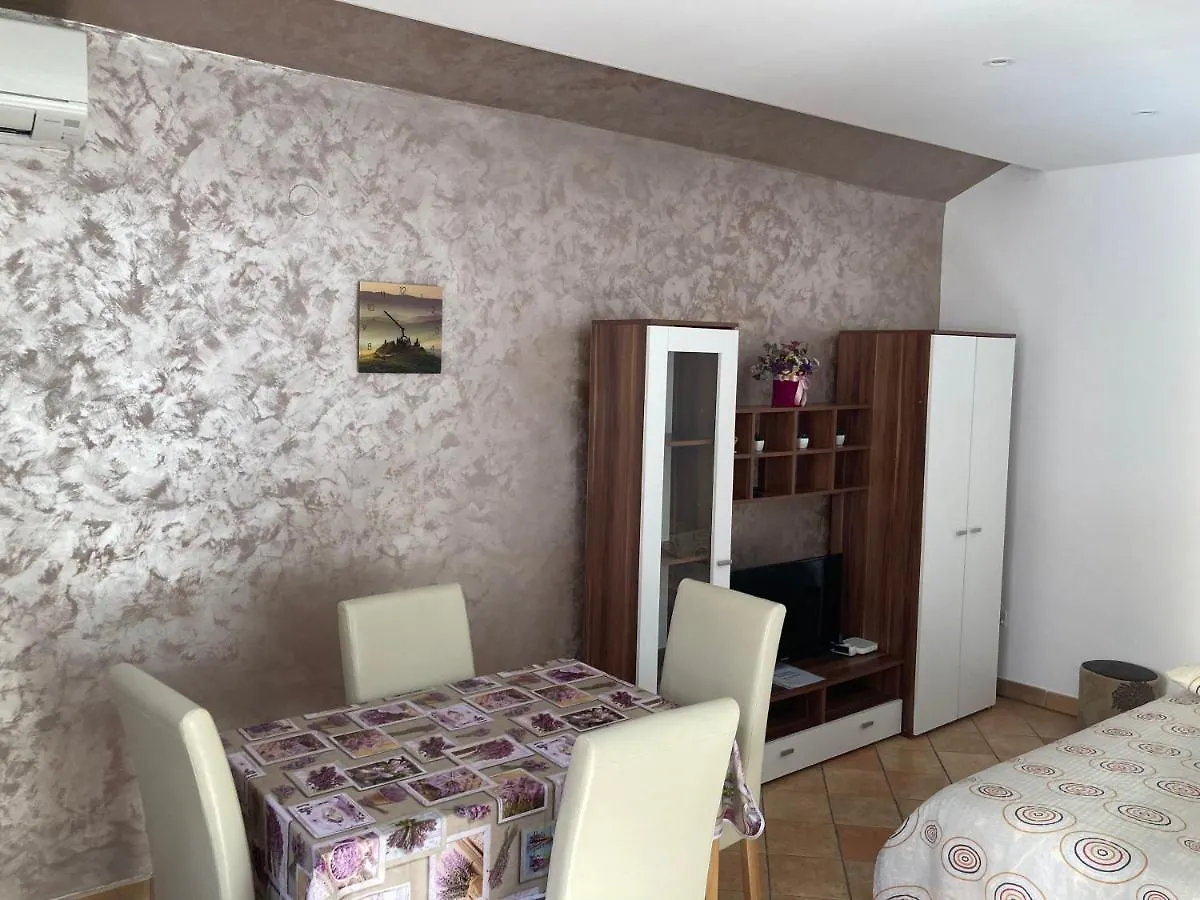 Holiday home Kuca Eda Villa Pula